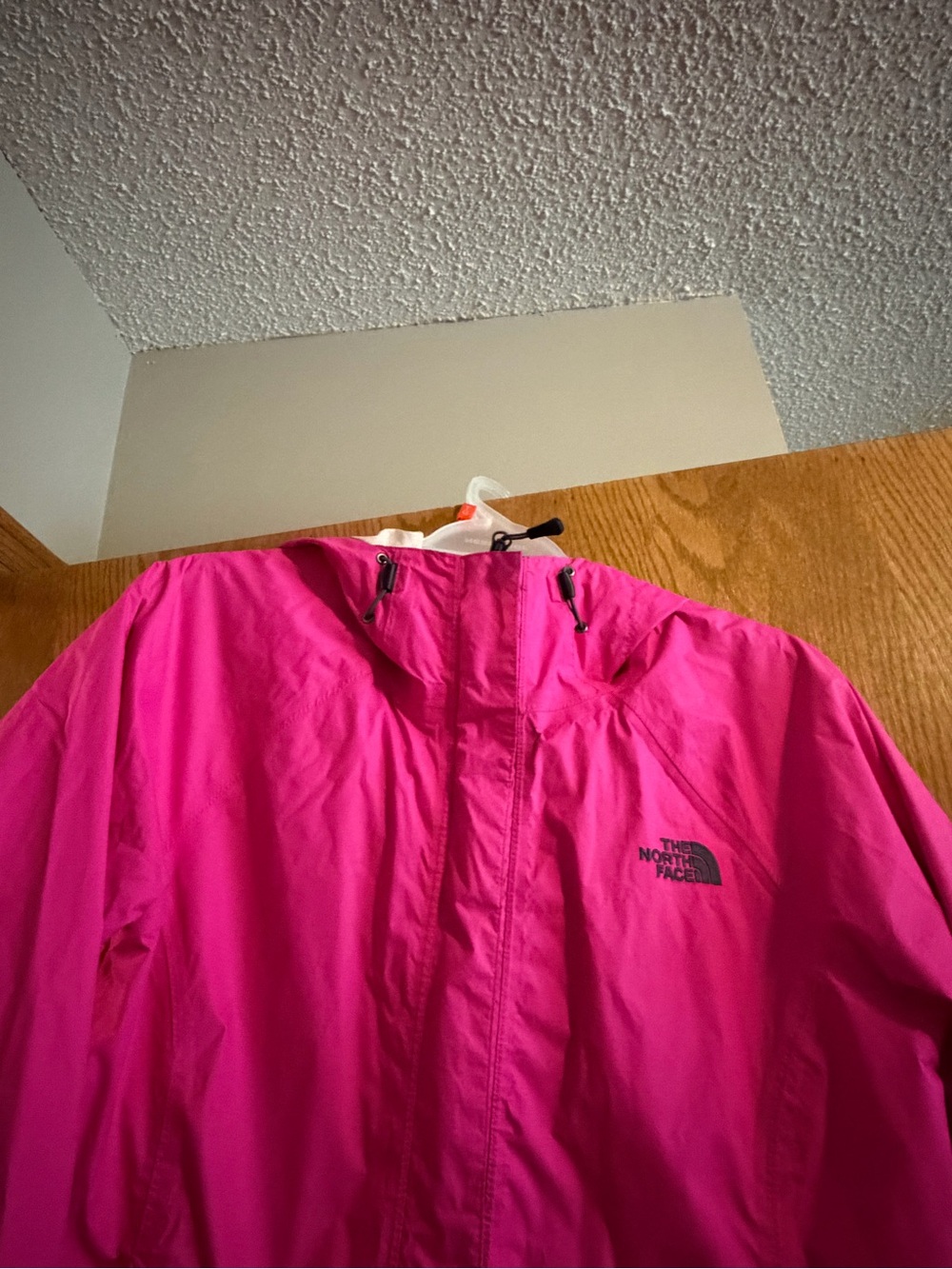 The North Face Bright Pink Women's Hooded Shell Jacket - Picture 2 of 4